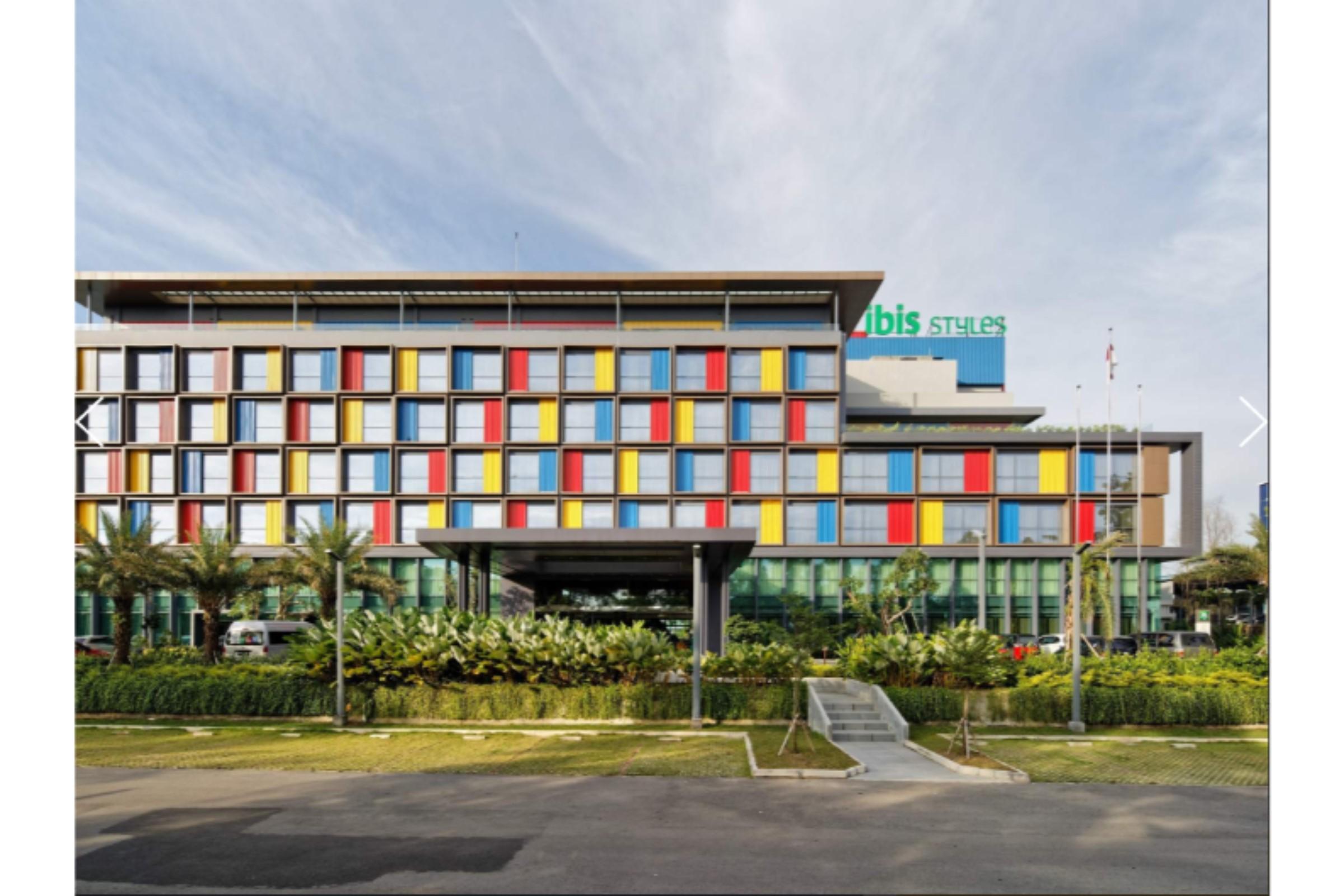 Ibis Styles Batam Nagoya Exterior foto