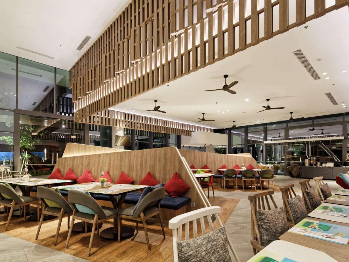Ibis Styles Batam Nagoya Exterior foto