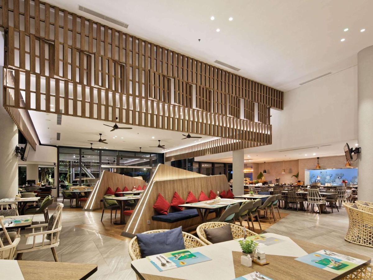 Ibis Styles Batam Nagoya Exterior foto