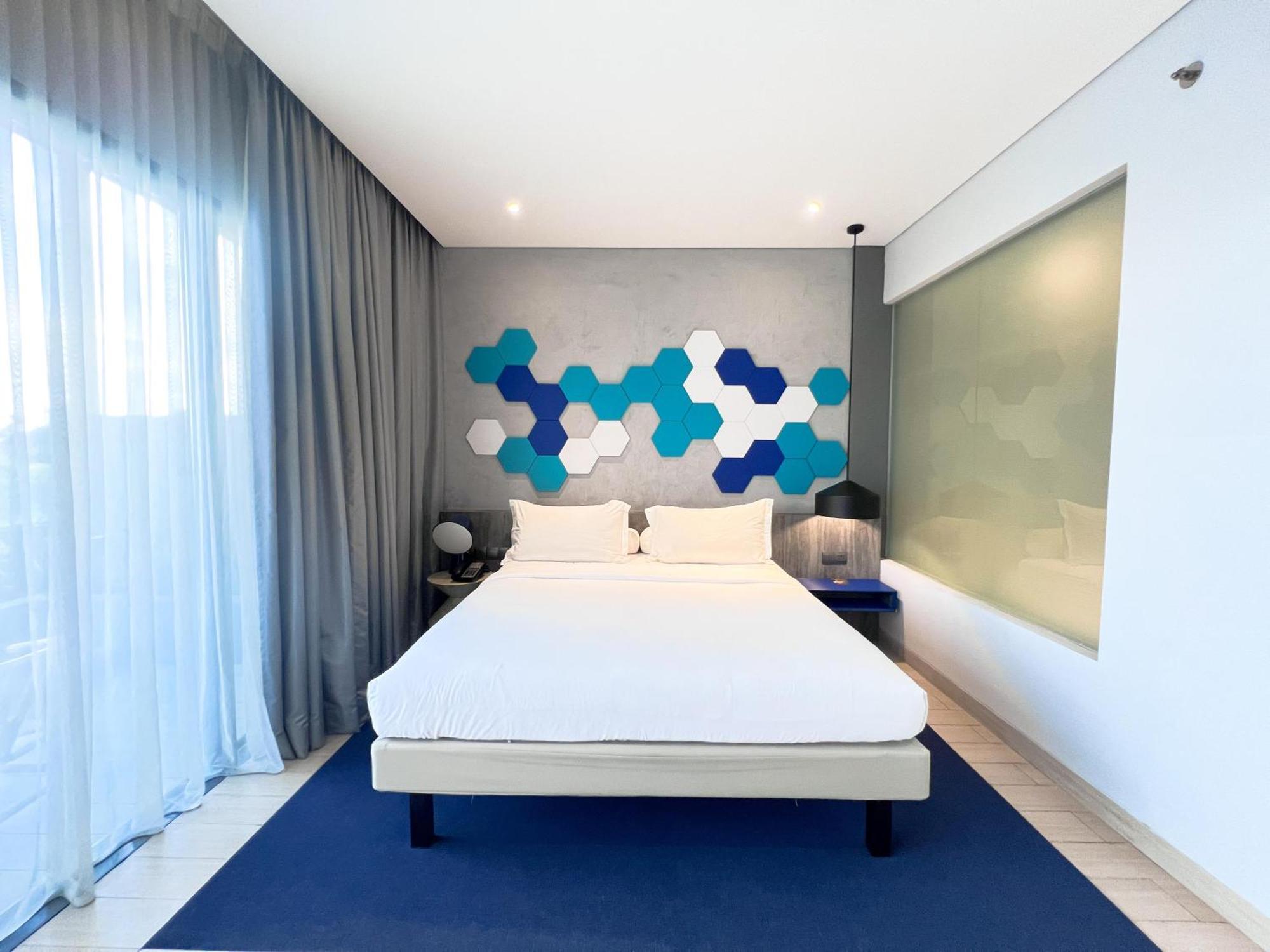 Ibis Styles Batam Nagoya Exterior foto