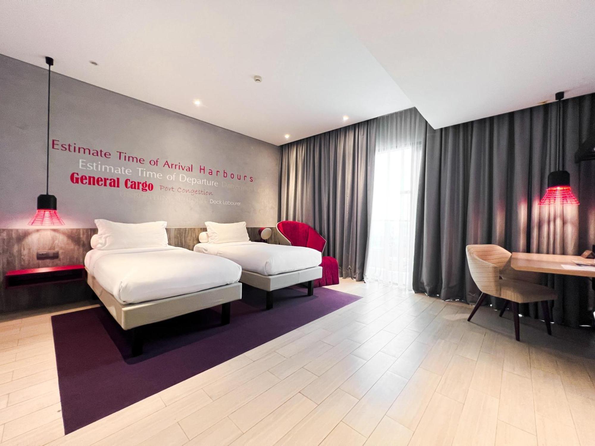 Ibis Styles Batam Nagoya Exterior foto